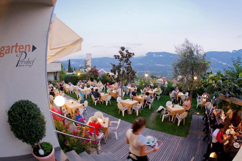 Apart-hotel Pernhof Termeno